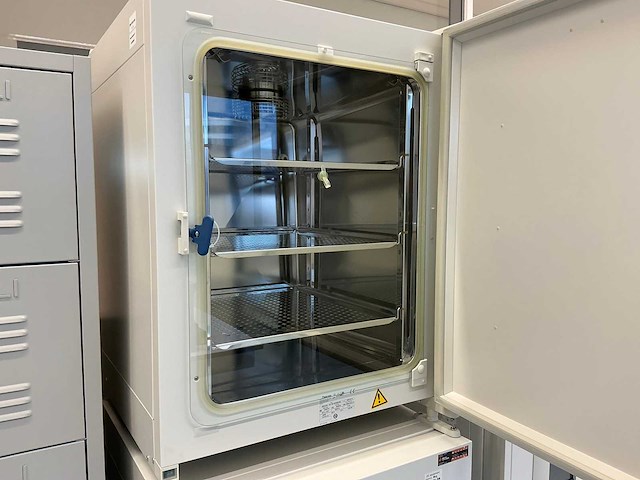 2022 thermowetenschappelijke heracell 150i gp laboratorium co2-incubator (2x) - afbeelding 13 van  14