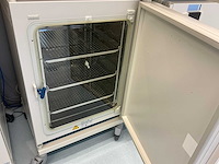 2022 thermowetenschappelijke heracell 150i gp laboratorium co2-incubator (2x) - afbeelding 3 van  13