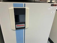2022 thermowetenschappelijke heracell 150i gp laboratorium co2-incubator (2x) - afbeelding 9 van  13