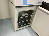 2022 thermowetenschappelijke heracell 150i gp laboratorium co2-incubator (2x) - afbeelding 7 van  10