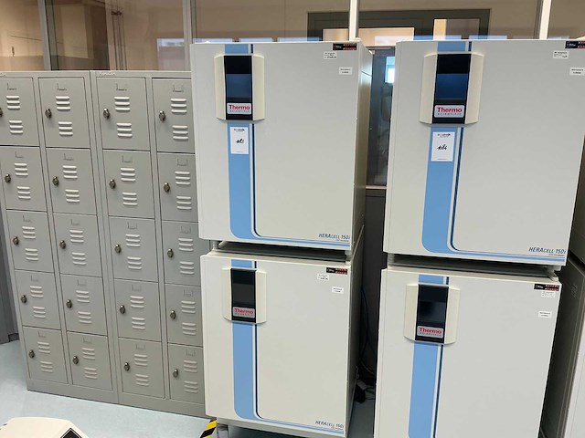 2022 thermowetenschappelijke heracell 150i gp laboratorium co2-incubator (2x) - afbeelding 1 van  14