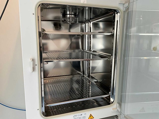 2022 thermowetenschappelijke heracell 150i gp laboratorium co2-incubator (2x) - afbeelding 9 van  13