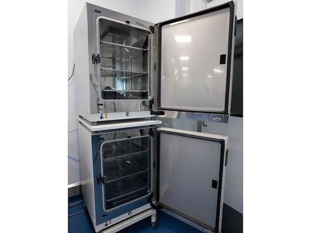 2022 thermowetenschappelijke heracell vios 160i cr laboratorium co2-incubator (2x) - afbeelding 3 van  9