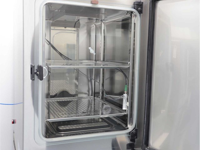2022 thermowetenschappelijke heracell vios 160i cr laboratorium co2-incubator (2x) - afbeelding 6 van  11
