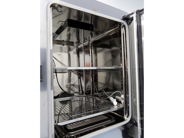 2022 thermowetenschappelijke heracell vios 160i cr laboratorium co2-incubator (2x) - afbeelding 4 van  9