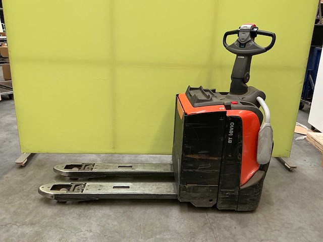 2022 toyota bt levio lpe200 elektrische palletwagen - afbeelding 1 van  18