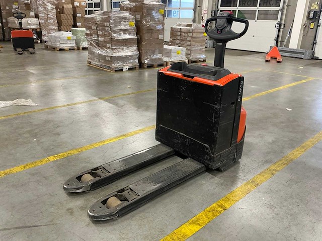 2022 toyota bt levio lwe200 elektrische palletwagen - afbeelding 1 van  11