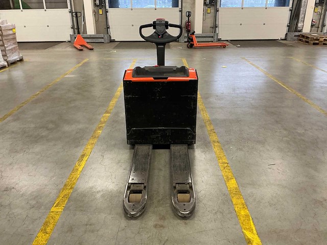 2022 toyota bt levio lwe200 elektrische palletwagen - afbeelding 4 van  11