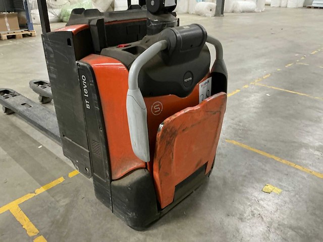 2022 toyota lpe200 elektrische palletwagen met platform - afbeelding 2 van  15