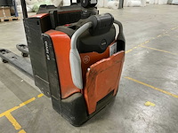 2022 toyota lpe200 elektrische palletwagen met platform - afbeelding 2 van  15