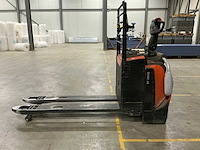 2022 toyota lpe200 elektrische palletwagen met platform - afbeelding 14 van  15