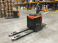 2022 toyota lpe200 meerijpallettruck