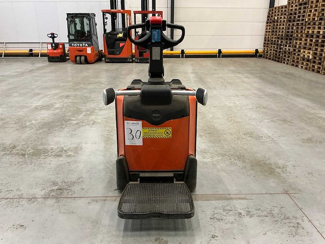 2022 toyota lpe200 meerijpallettruck - afbeelding 9 van  13