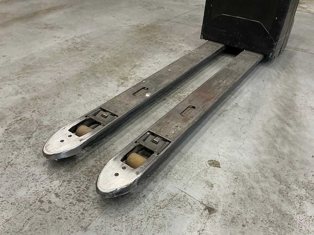 2022 toyota lpe200 meerijpallettruck - afbeelding 11 van  13