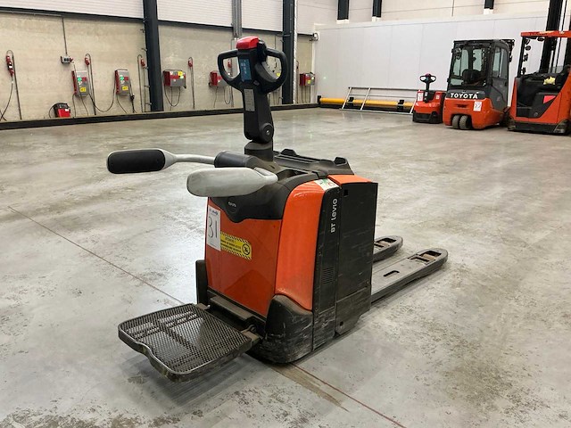 2022 toyota lpe200 meerijpallettruck - afbeelding 8 van  13