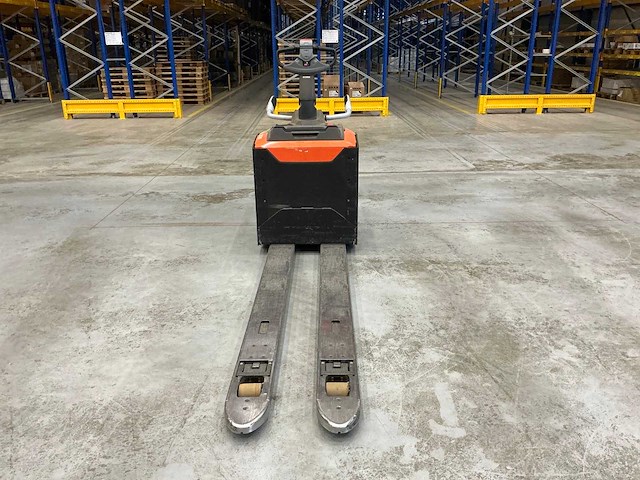 2022 toyota lpe200 meerijpallettruck - afbeelding 6 van  13