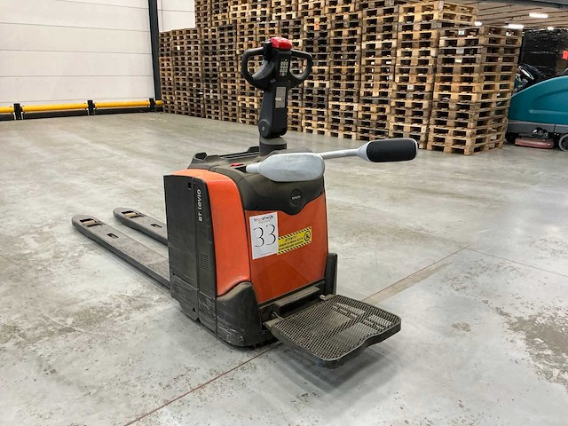 2022 toyota lpe200 meerijpallettruck - afbeelding 10 van  13