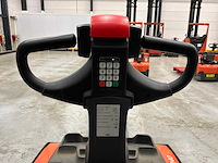 2022 toyota lpe200 meerijpallettruck - afbeelding 4 van  14