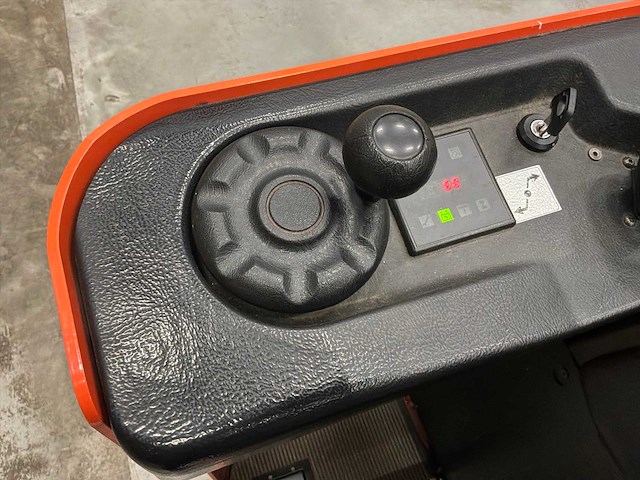 2022 toyota lse200 meerijpallettruck - afbeelding 4 van  15