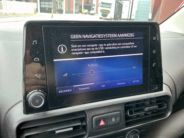 2022 toyota proace city 1.5 d-4d live long bedrijfswagen - afbeelding 15 van  31