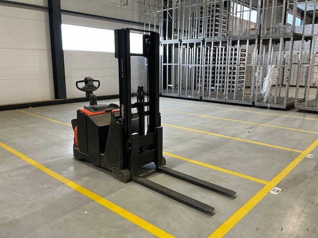 2022 toyota swe100cb elektrische stapelaar - afbeelding 8 van  14