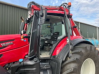 2022 valtra t154 vierwielaangedreven landbouwtractor met hemos orca - afbeelding 32 van  81