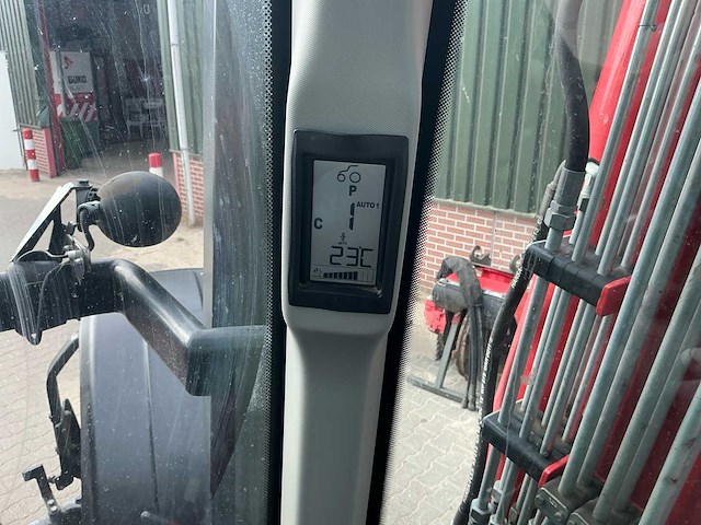 2022 valtra t154 vierwielaangedreven landbouwtractor met hemos orca - afbeelding 42 van  81