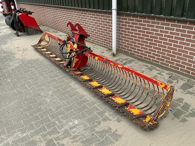 2022 valtra t154 vierwielaangedreven landbouwtractor met hemos orca - afbeelding 61 van  81