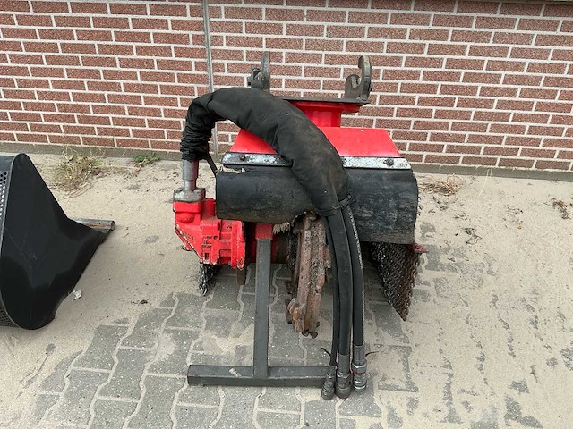 2022 valtra t154 vierwielaangedreven landbouwtractor met hemos orca - afbeelding 66 van  81
