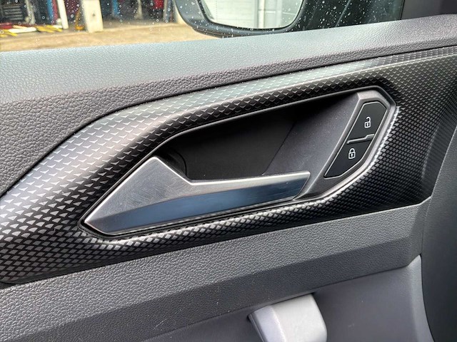 2022 volkswagen t-cross 1.0 tsi life personenauto - afbeelding 31 van  56
