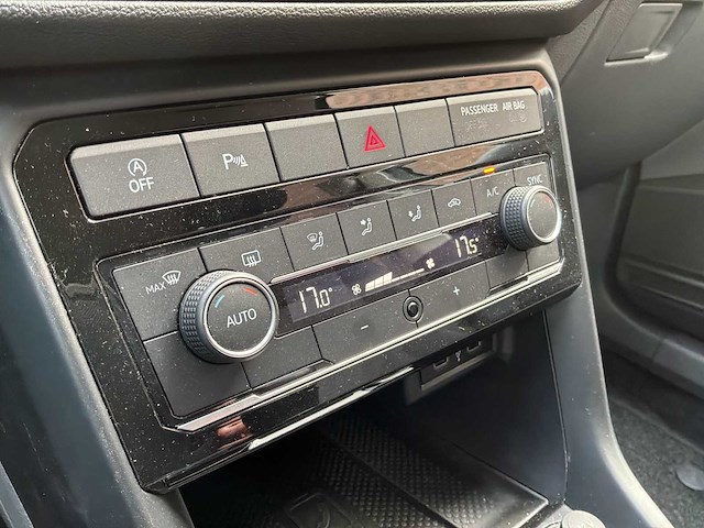 2022 volkswagen t-cross 1.0 tsi life personenauto - afbeelding 40 van  56