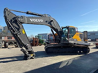 2022 volvo ec300el rupsgraafmachine