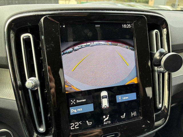 2022 volvo xc40 1.5 t4 personenauto - afbeelding 16 van  17