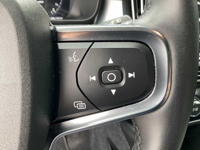 2022 volvo xc40 1.5 t4 plug-in hybrid ultimate bright personenauto - afbeelding 8 van  24