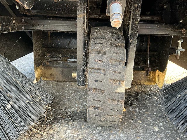 2022 w-sweep w-1250 straatveegmachine - afbeelding 6 van  12