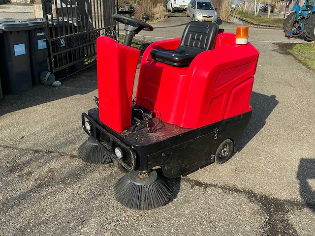 2022 w-sweep w-1250 straatveegmachine - afbeelding 1 van  12