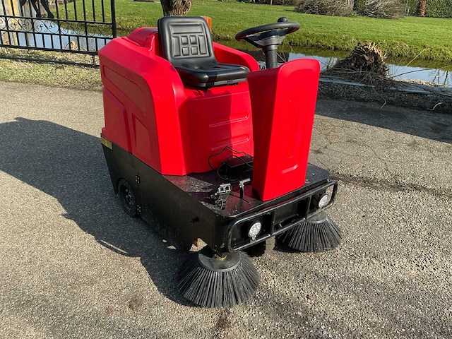 2022 w-sweep w-1250 straatveegmachine - afbeelding 10 van  12