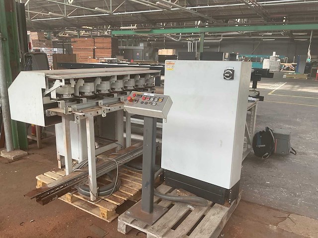 2022 weinig 1205 0709 invoermechanisering - afbeelding 1 van  9