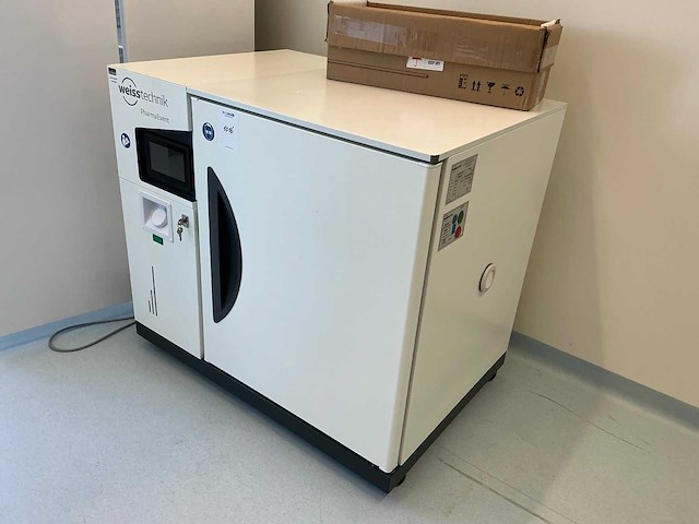 2022 wiesstechnik pharmaevent c/250/l fotostabiliteitstestkast - afbeelding 3 van  11