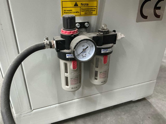 2022 wilmac g560 plus kantenlijmmachine - afbeelding 8 van  18