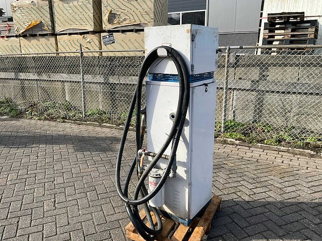 2022 xl techniques xl 300 tankstation pompunit - afbeelding 3 van  8