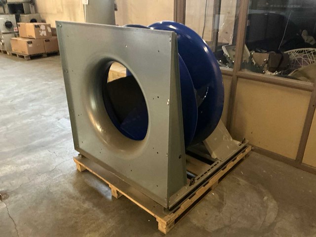 2022 ziehl-abegg industriële ventilator - afbeelding 1 van  6