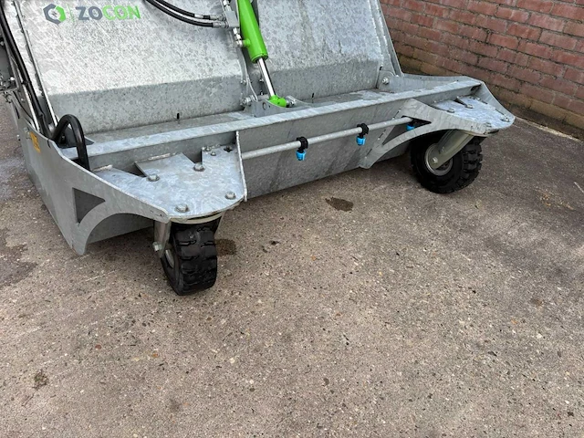 2022 zocon vgm-150 hydraulische veegmachine 150 cm met zijborstel en watersproeiing - afbeelding 9 van  15