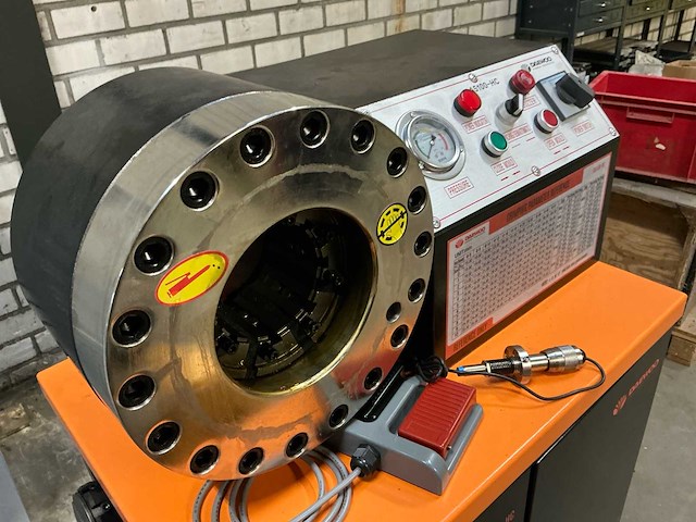 2023 - daewoo - da 1500-hc - slangenpers - afbeelding 8 van  9