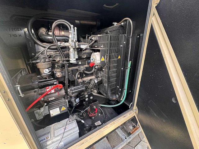 2023 - kohler power systems / sdmo - j88 - stroomgenerator - afbeelding 1 van  11