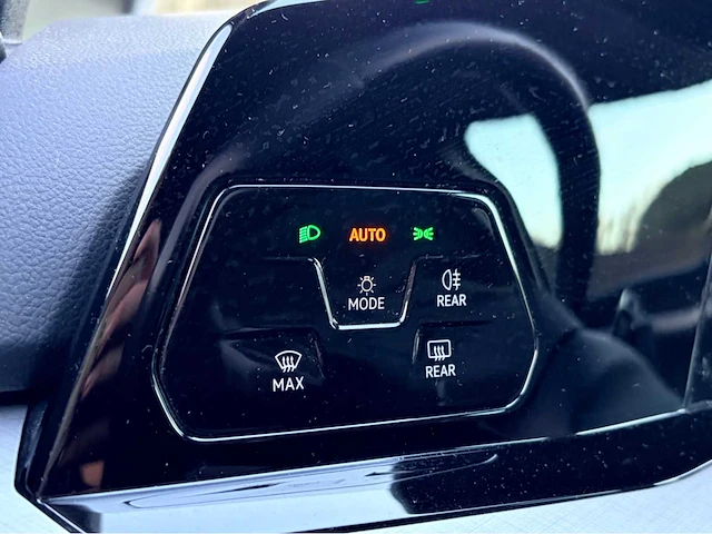 2023 - volkswagen - golf variant - 1.5 etsi life bns - personenauto - afbeelding 10 van  19