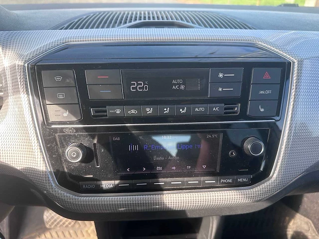 2023 - volkswagen - up! - e-up! - car - afbeelding 2 van  21