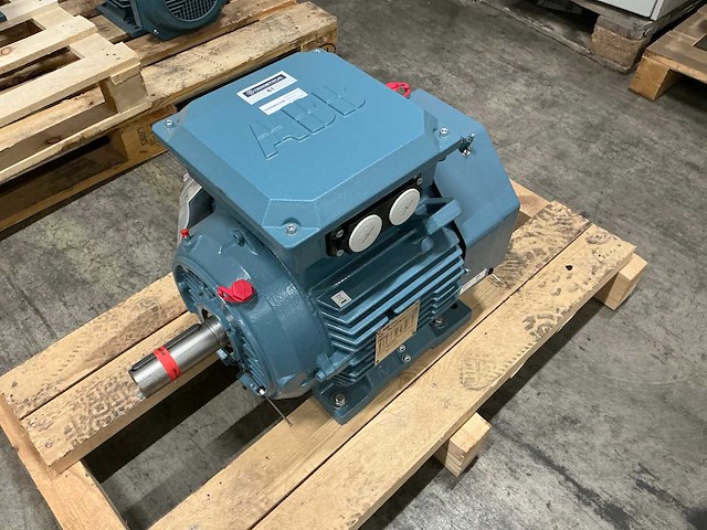 2023 abb m3bp 160 mla 2 elektromotor - afbeelding 1 van  4