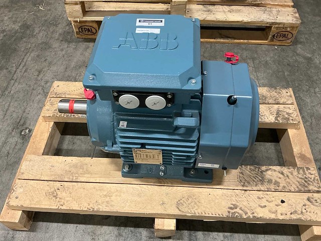 2023 abb m3bp 160 mla 2 elektromotor - afbeelding 3 van  4