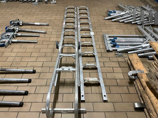 2023 altrex roof comfort dakladder - 3m (2x) - afbeelding 2 van  4